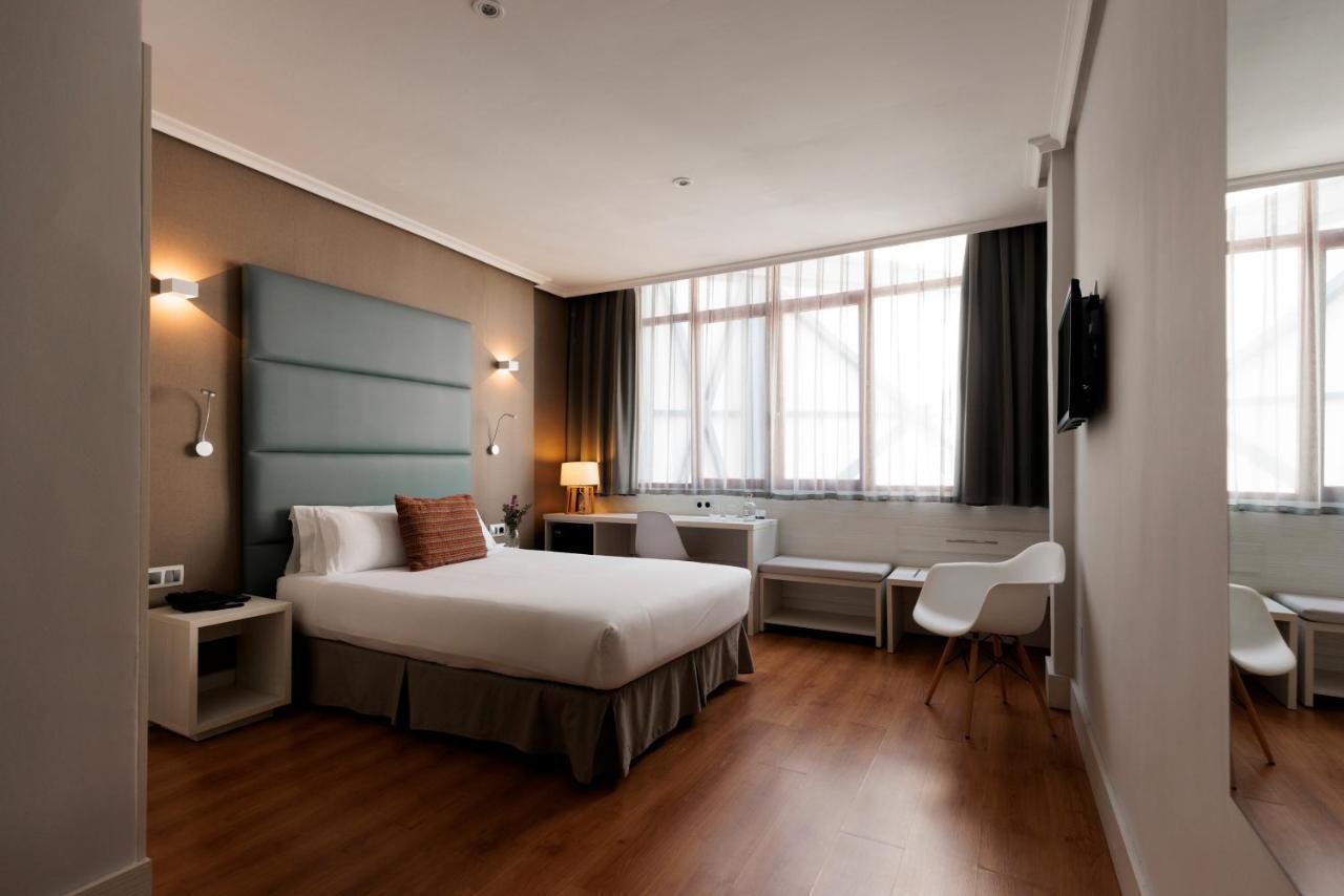 Hotel Pax กัวดาลาฮารา ภายนอก รูปภาพ